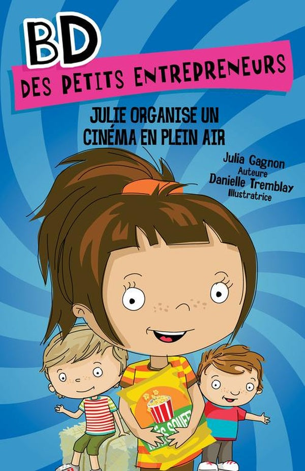 Julie organise un cinema en plein air