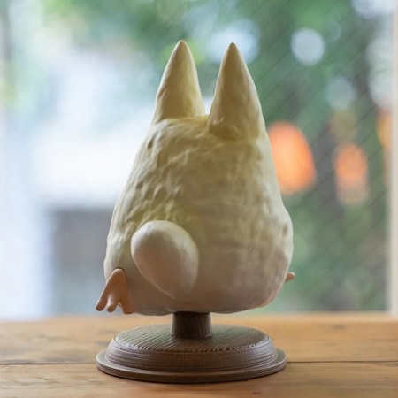 Mon Voisin Totoro - Statue Trouver le Petit Totoro Blanc - flash vidéo