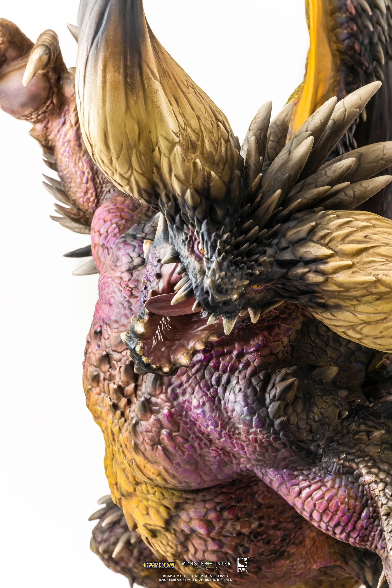 PureArts - 1:26 Scale Statues - Monster Hunter World - Nergigante Statue 76cm - flash vidéo