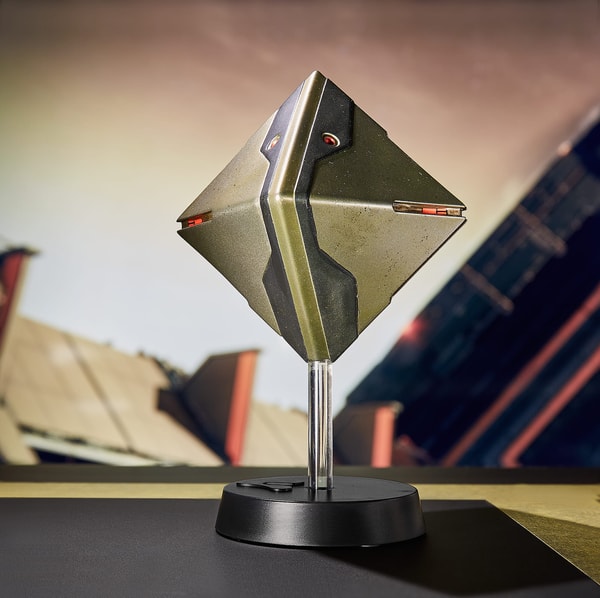 Destiny 2 - Réplique officielle du Spectre Exotique - Coque de Tyran - flash vidéo