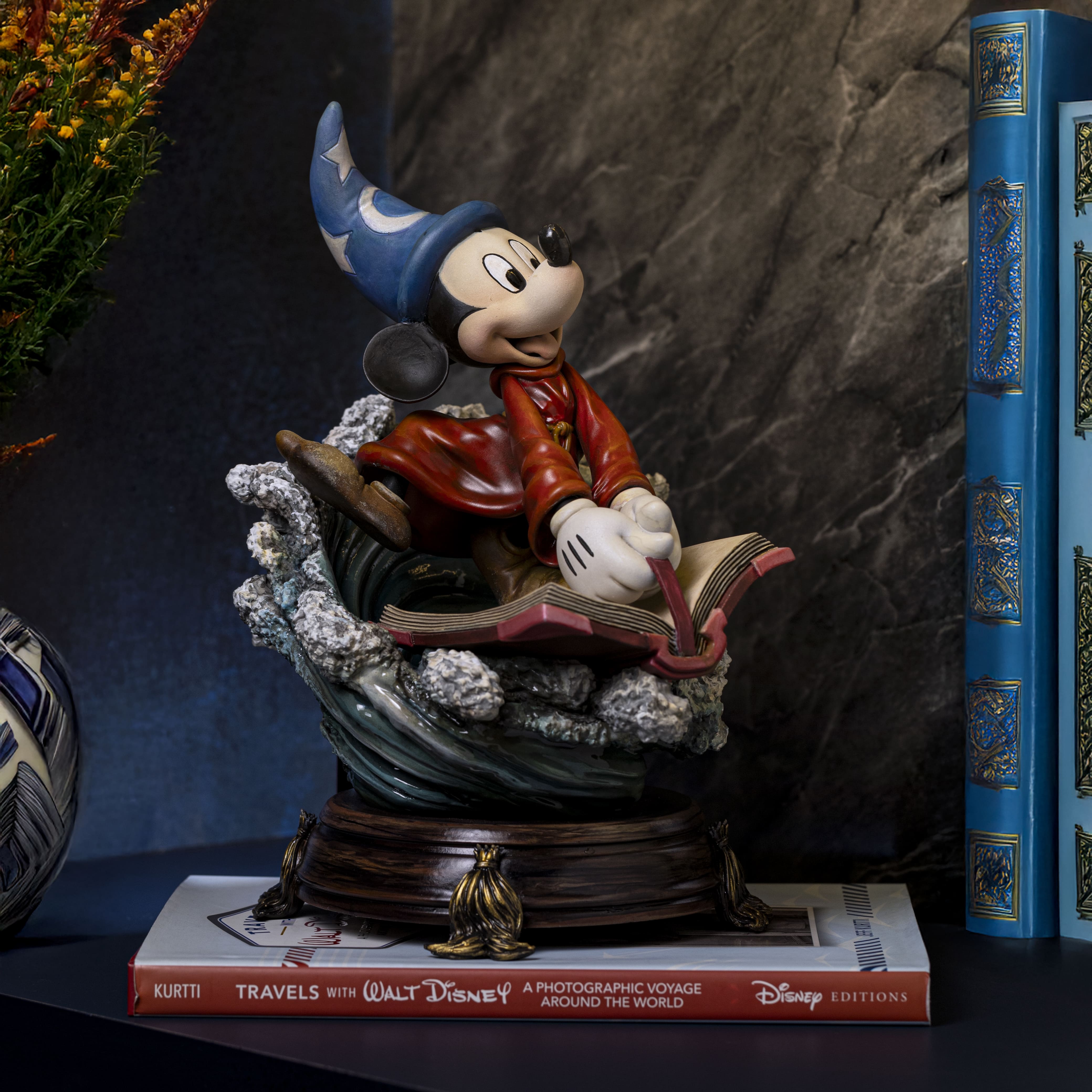 Iron Studios - Deluxe Art Scale 1/10 - Disney Classics - Mickey Sorcier Statue 28cm - flash vidéo