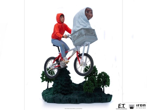Iron Studios - Arts Scale 1/10 - E.T. - The Extra Terrestrial - E.T. and Elliot Statue 24cm