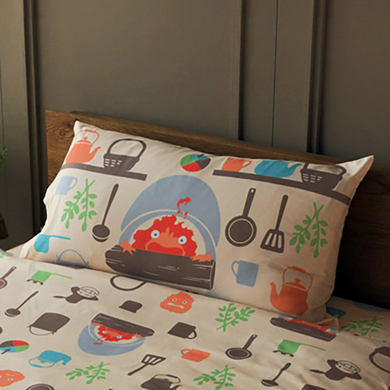 Ghibli - Le Château ambulant - Housse de coussin Natsu Cuisiner avec Calcifer
