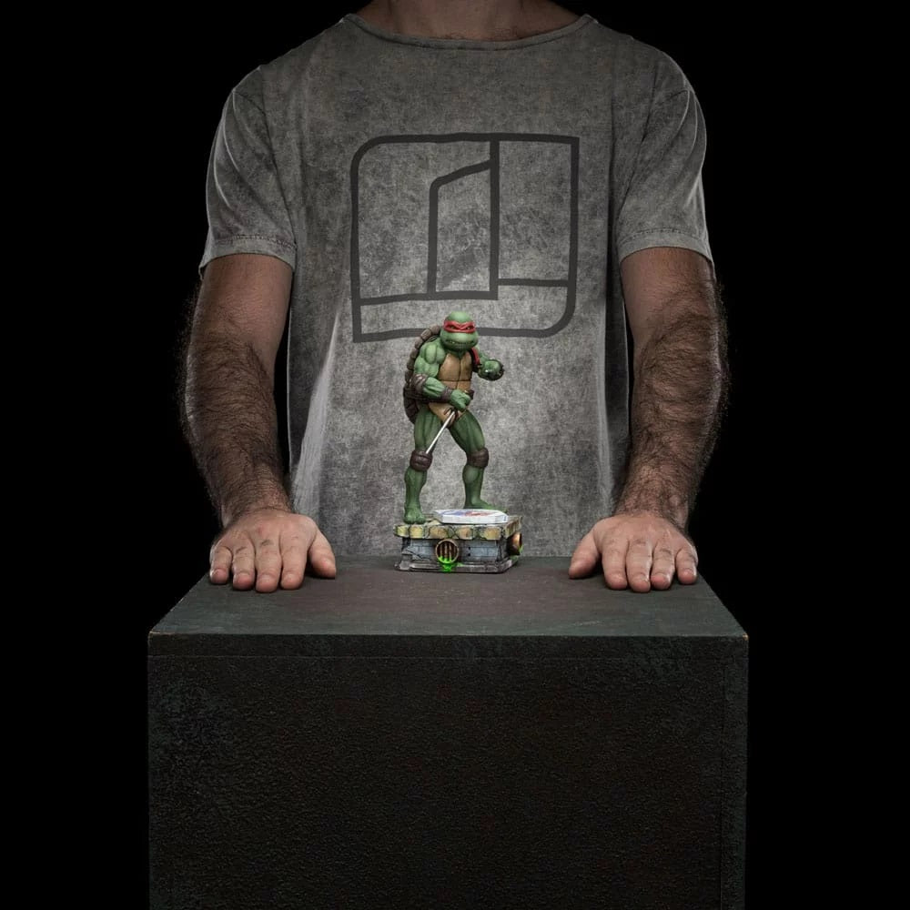 Iron Studios - Art Scale 1/10 - Teenage Mutant Ninja Turtles - Raphaël Statue 21cm - flash vidéo