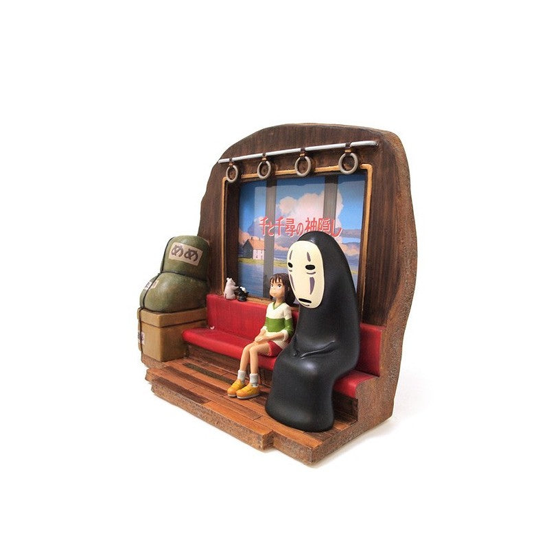 CADRE PHOTO CHIHIRO DANS LE TRAIN - LLE VOYAGE DE CHIHIRO