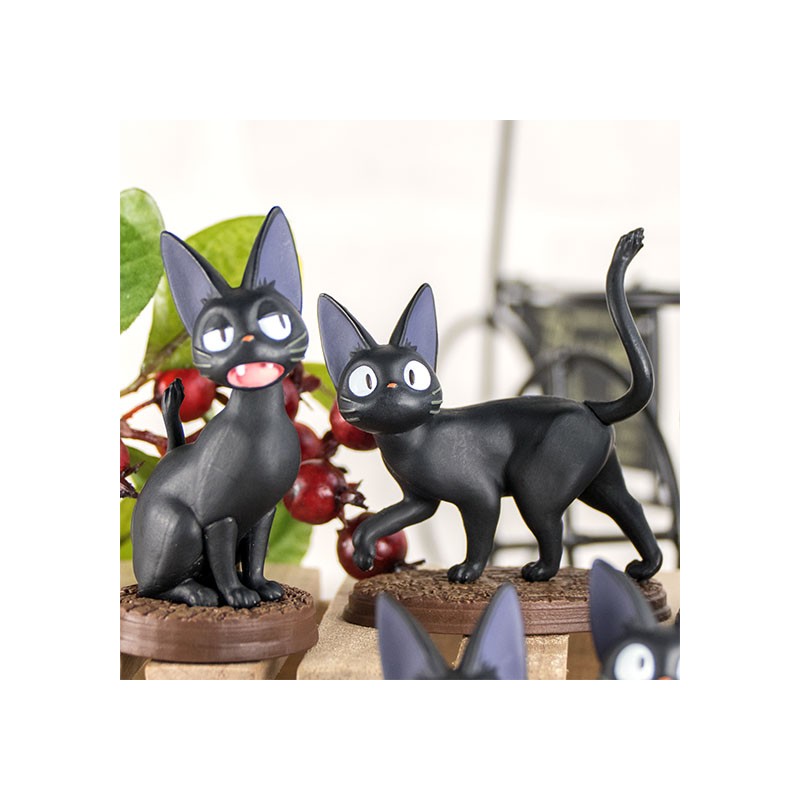 POSE COLLECTION ASSORT. DE 6 FIGURINES JIJI – KIKI LA PETITE SORCIÈRE