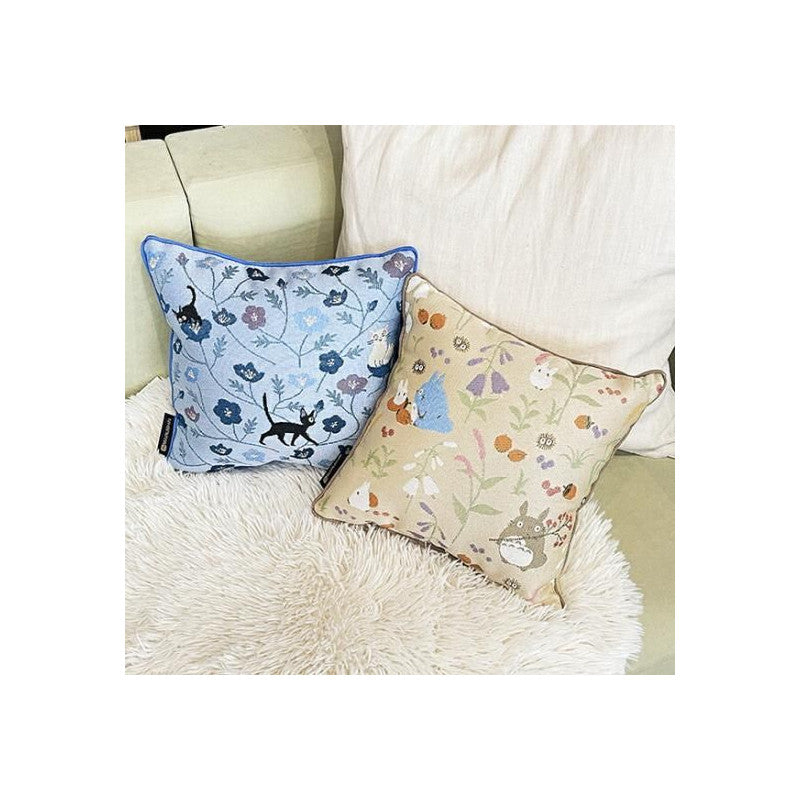 COUSSIN TOTORO INSTANT D’AUTOMNE 30X30CM– MON VOISIN TOTORO