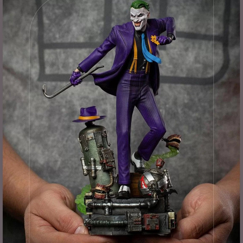 Iron Studios - Deluxe Arts Scale 1/10 - DC Comics - The Joker Statue 23cm - flash vidéo