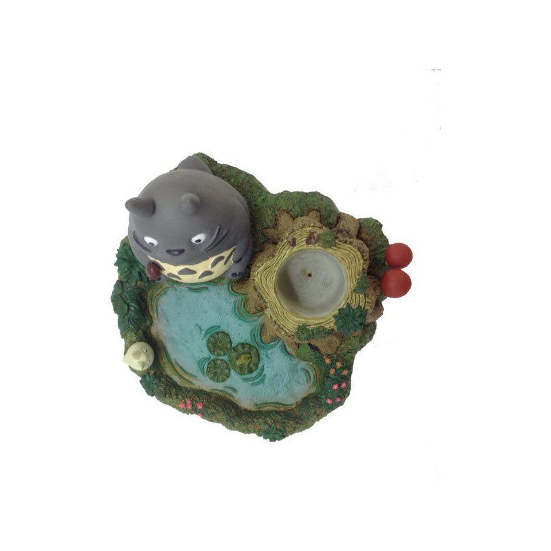 FIGURINES POT À CRAYON TOTORO AU BORD DE LA MARRE - MON VOISIN TOTORO
