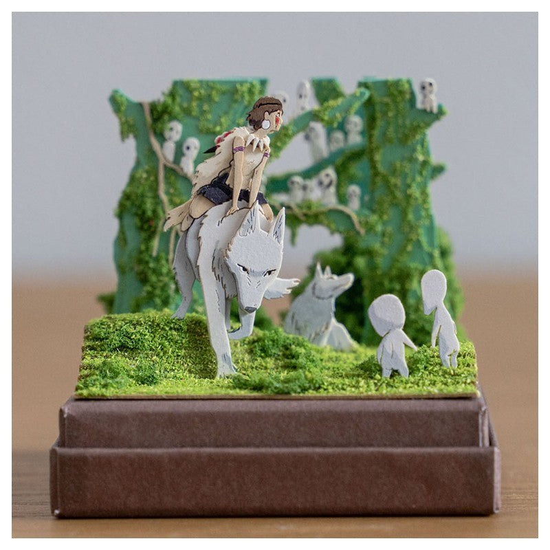 DIORAMA PAPIER SAN, MORO ET KODAMA -PRINCESSE MONONOKÉ