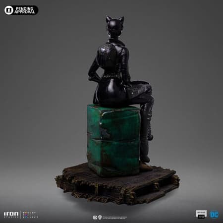 Iron Studios - Arts Scale 1/10 - DC Comics - Gotham City Sirens - Catwoman Statue 20cm - flash vidéo