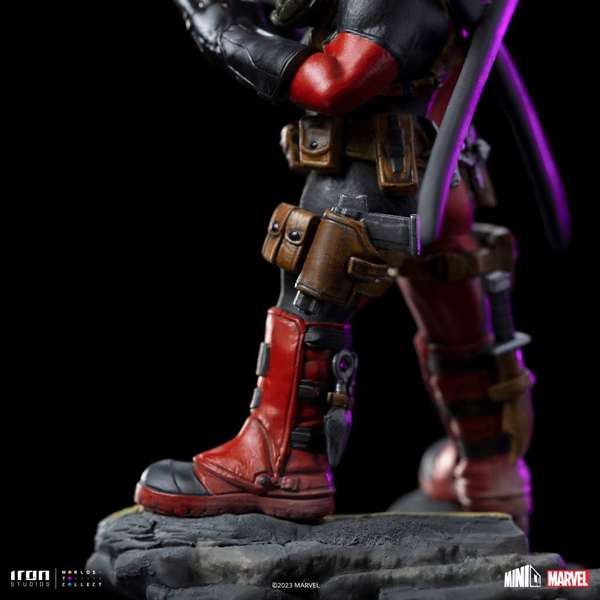 Iron Studios - MiniCo - Marvel - Deadpool Statue 15cm - flash vidéo