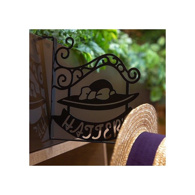 ENSEIGNE CHAPELIER HATTER - LE CHÂTEAU AMBULANT