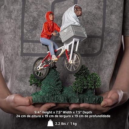 Iron Studios - Arts Scale 1/10 - E.T. - The Extra Terrestrial - E.T. and Elliot Statue 24cm - flash vidéo