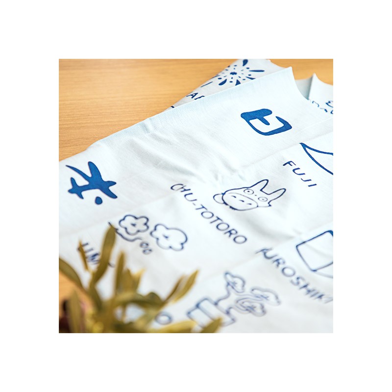 GRANDE SERVIETTE ICONES DU JAPON 90X34 CM - MON VOISIN TOTORO
