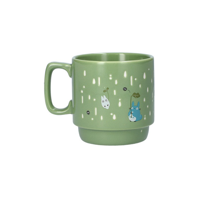 Ghibli - Mon Voisin Totoro - Mug en relief coloré "Totoro tenant un parapluie"