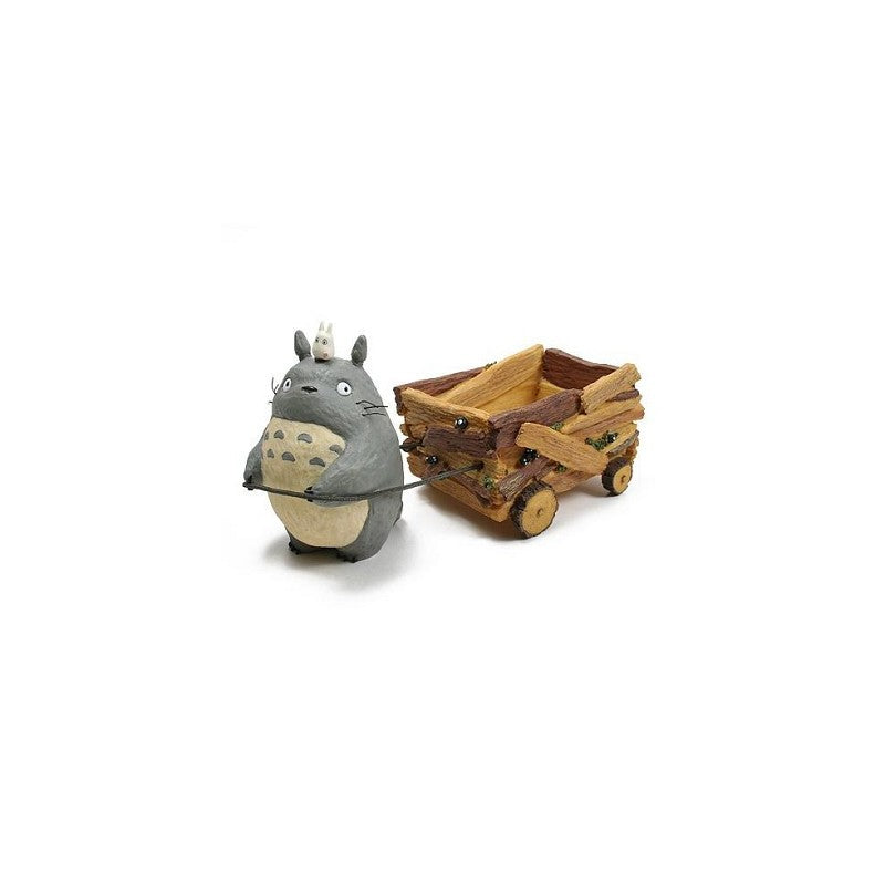 MY NEIGHBOR TOTORO : DIORAMA, TOTORO PULLING A WHEELED CART