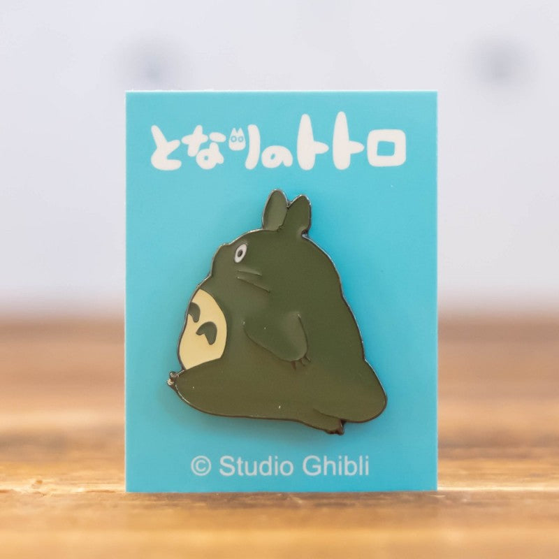 PINS TOTORO GRIS BALADE - MON VOISIN TOTORO