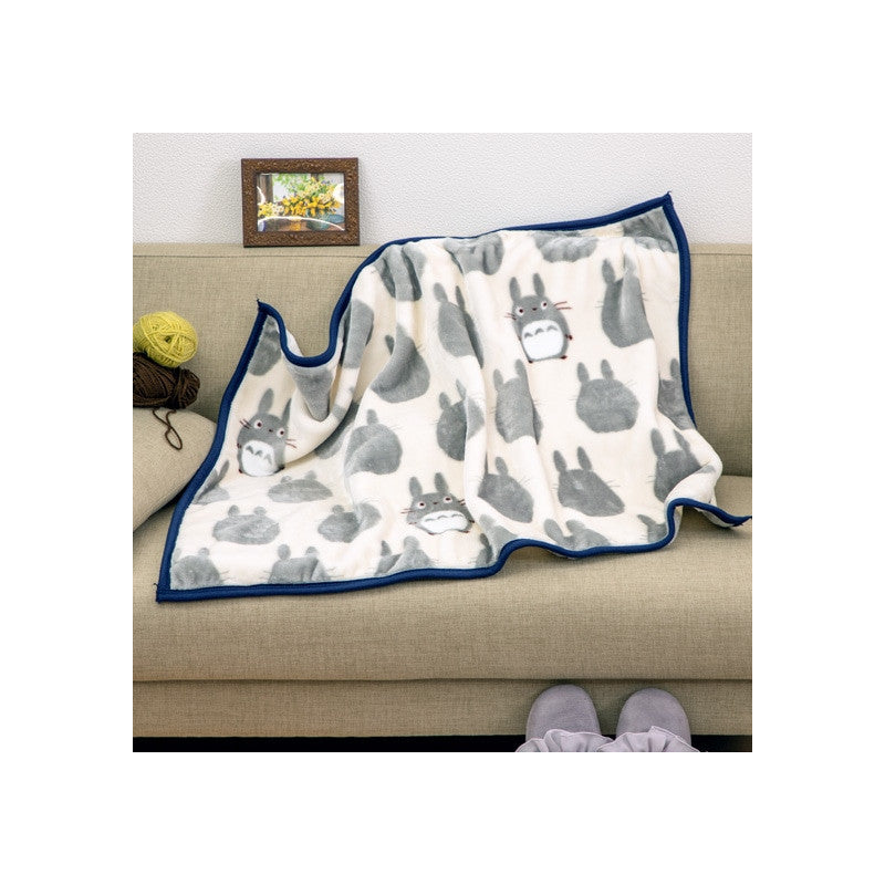 PLAID SILHOUETTE TOTORO GRIS 70X100 CM - MON VOISIN TOTORO