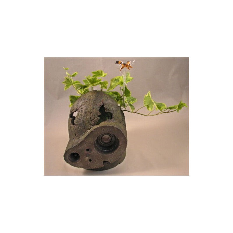 PLANTER CASQUE ROBOT - LE CHÂTEAU DANS LE CIEL