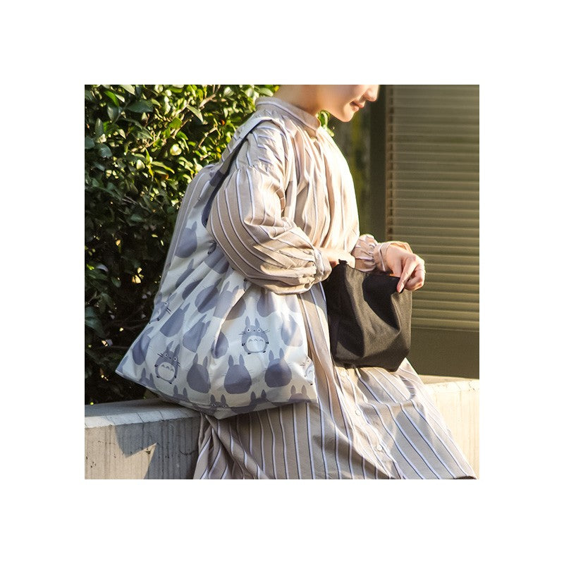 SAC PLIABLE SILHOUETTE TOTORO GRIS 40X20 CM - MON VOISIN TOTORO