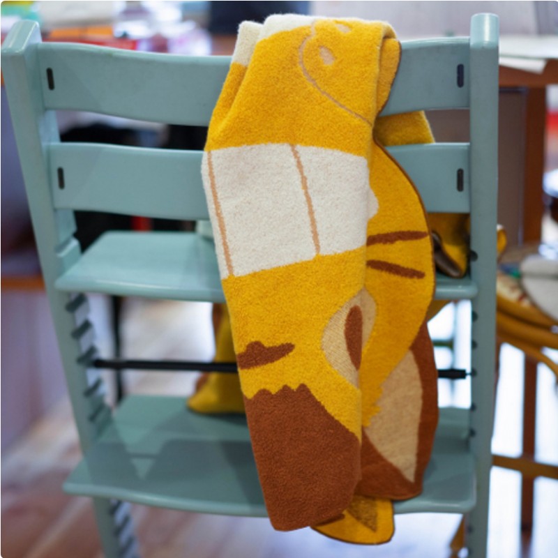 SERVIETTE SILHOUETTE CHATBUS 87 X 120 CM - MON VOISIN TOTORO