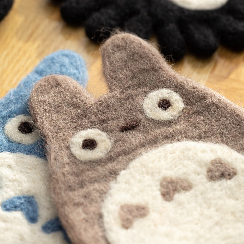 SOUS-VERRE FAIT MAIN EN LAINE TOTORO GRIS - MON VOISIN TOTORO