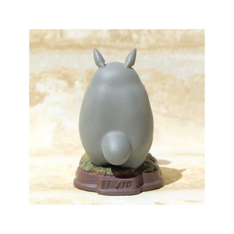 STATUE COLLECTION STOP MOTION TOTORO GRIS DONDOKO POSE 11 - MON VOISI