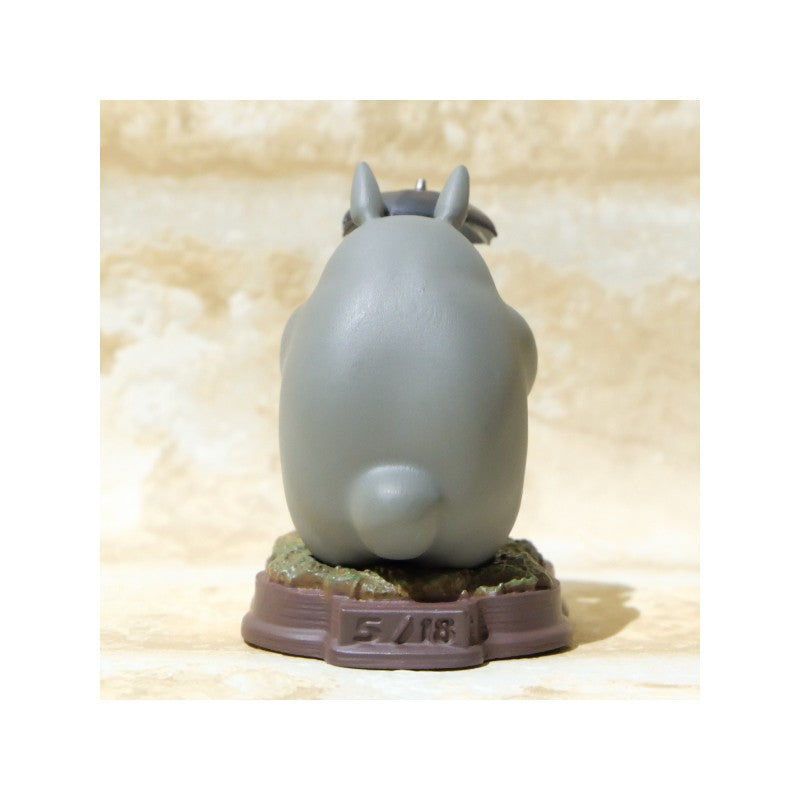 STATUE COLLECTION STOP MOTION TOTORO GRIS DONDOKO POSE 5 - MON VOISIN