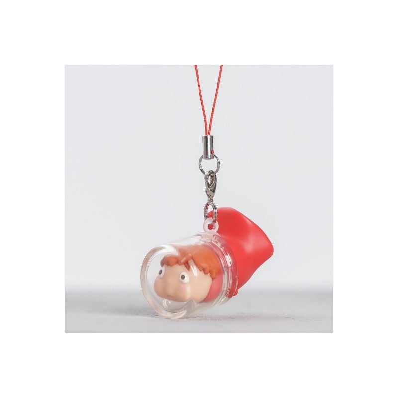 STRAP PONYO DANS SON BOCAL - PONYO SUR LA FALAISE