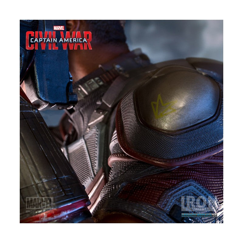 THE FALCON 1/4 STATUE - CACW - IRON STUDIOS