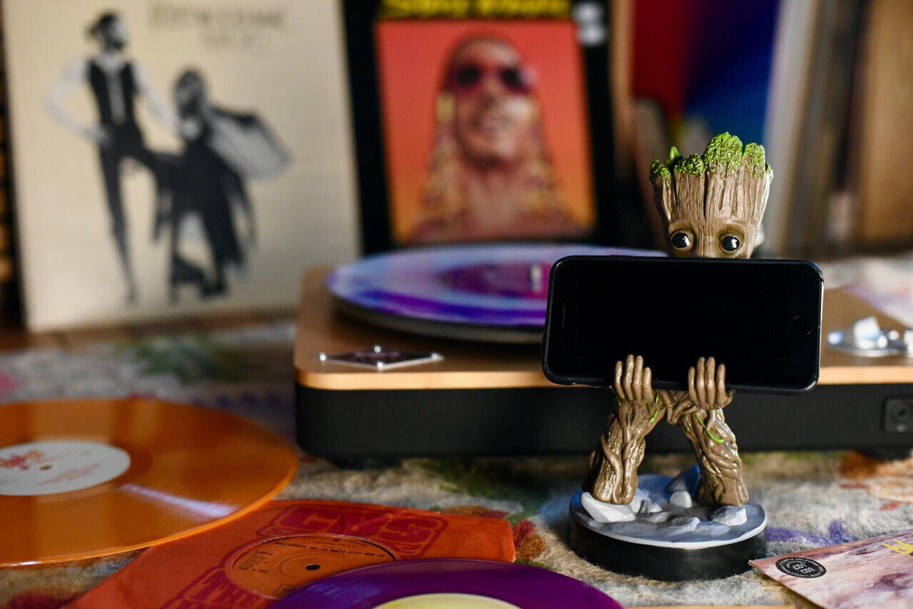 Cable Guys - Marvel - Gardiens de la Galaxie - Groot Support Chargeur pour Téléphone et Manette - flash vidéo