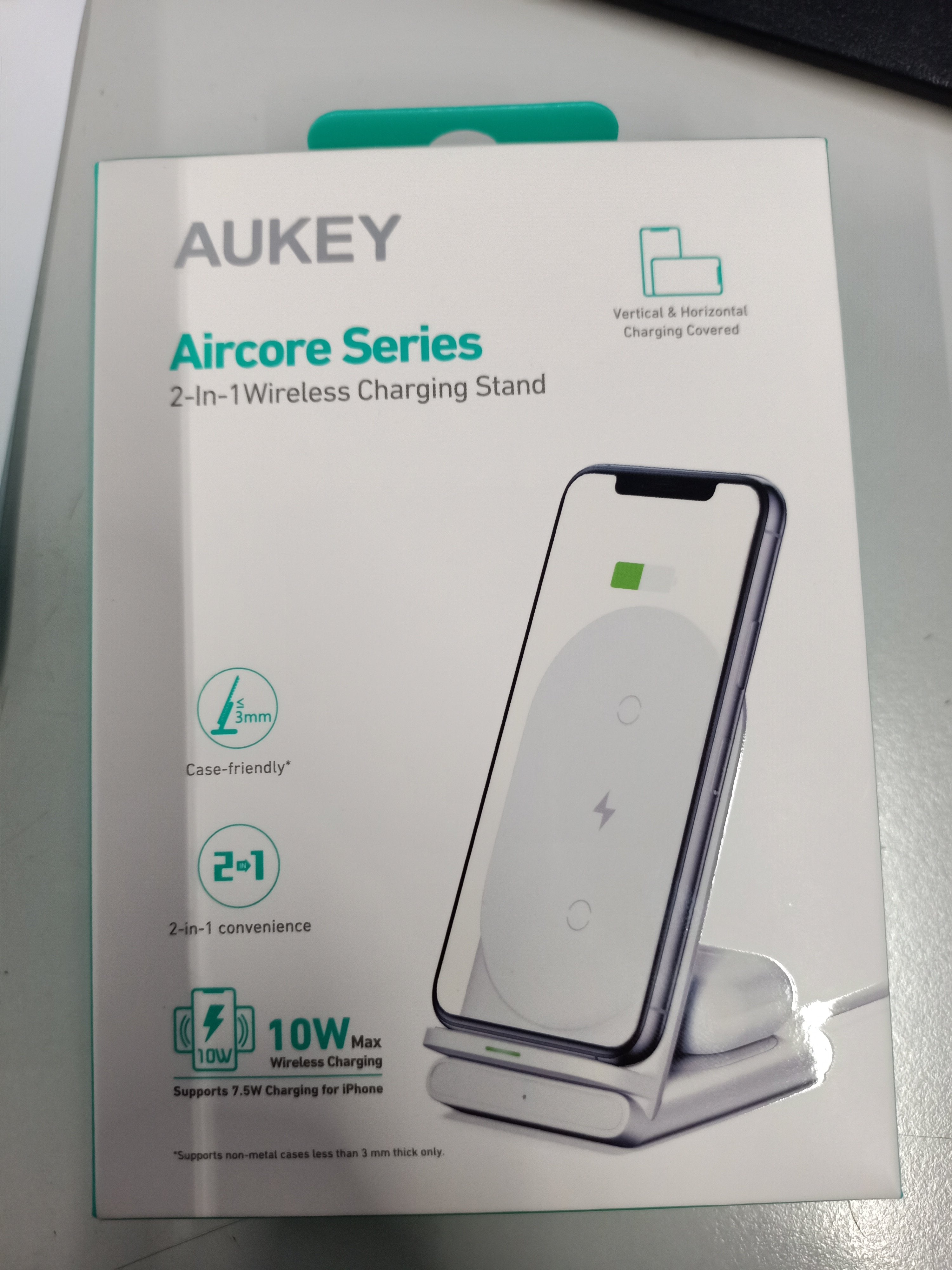 Aukey - Support de charge sans fil 2 en 1 LC-A2-WT Aircore Series Blanc - flash vidéo