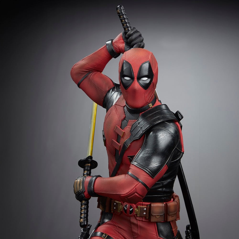 Iron Studios - Legacy Replica 1/4 - Marvel - Deadpool et Wolverine - Deadpool Statue 58cm - flash vidéo