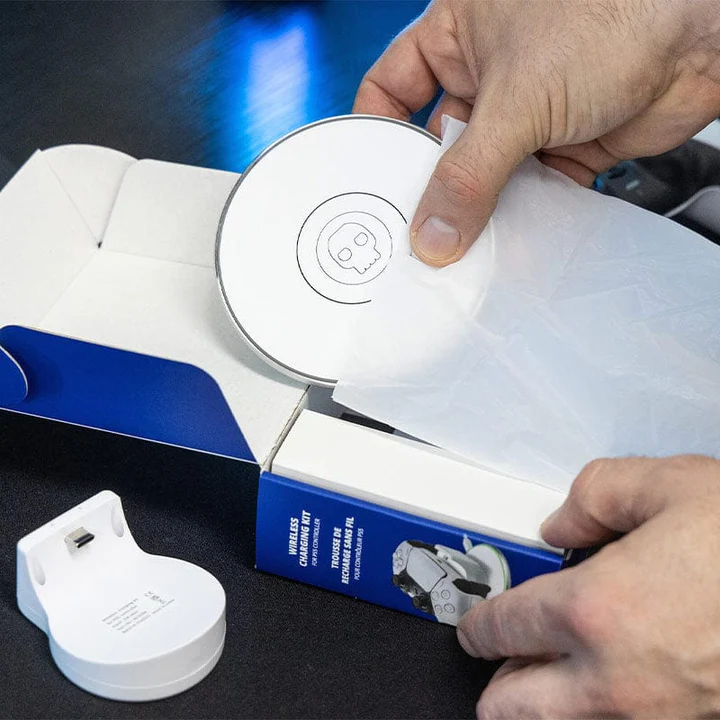 Numskull - Station recharge sans fil pour manette PS5 - flash vidéo