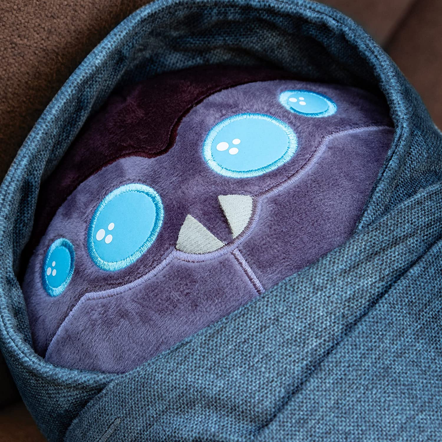 Destiny - Peluche officielle de Bébé Déchu - flash vidéo