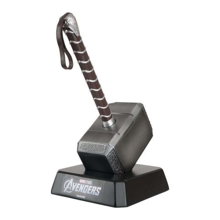Marvel Movie Museum - Réplique du marteau Mjolnir de Thor - flash vidéo