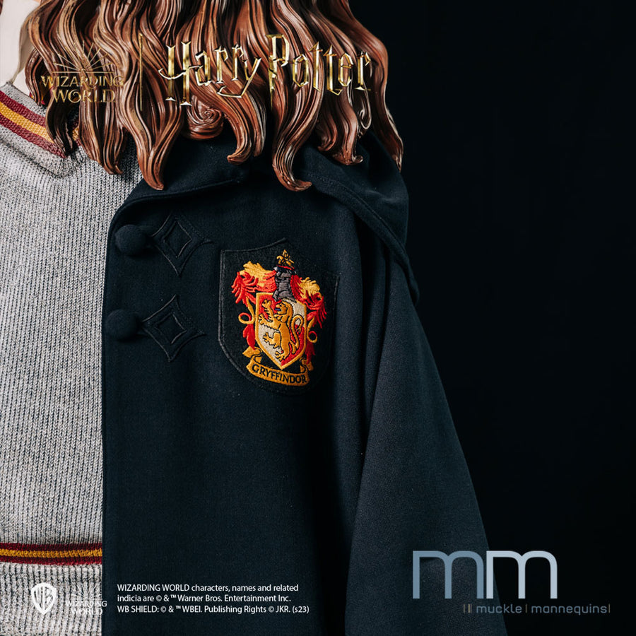 Harry Potter et la Chambre des secrets - Statue taille réelle Hermione Granger (Cape et Base incluse) - flash vidéo