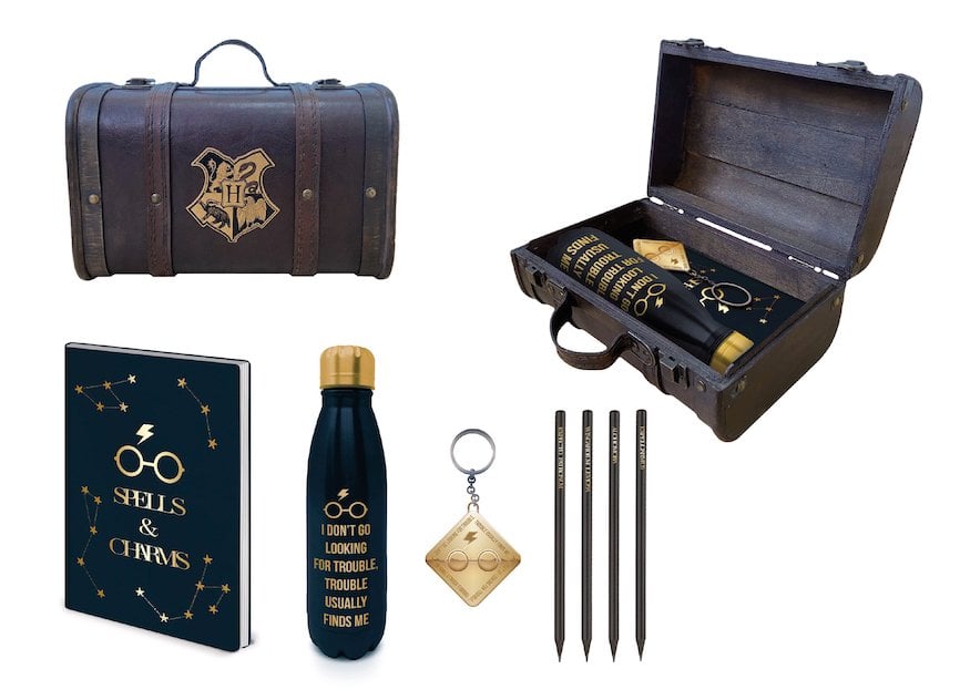 Harry Potter - Coffret cadeau (Trouble Finds Me) : crayons, bouteille en métal, cahier et porte-clés - flash vidéo