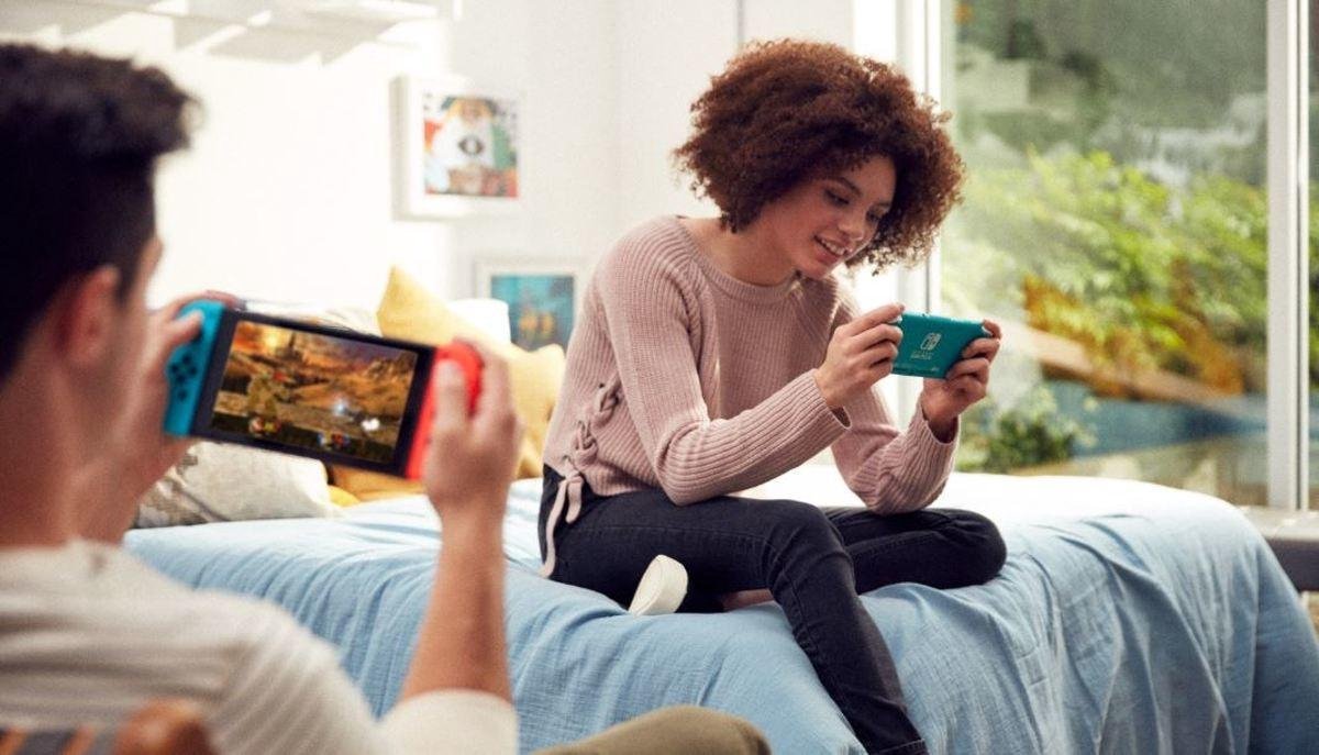 Nintendo Switch Lite Turquoise - flash vidéo