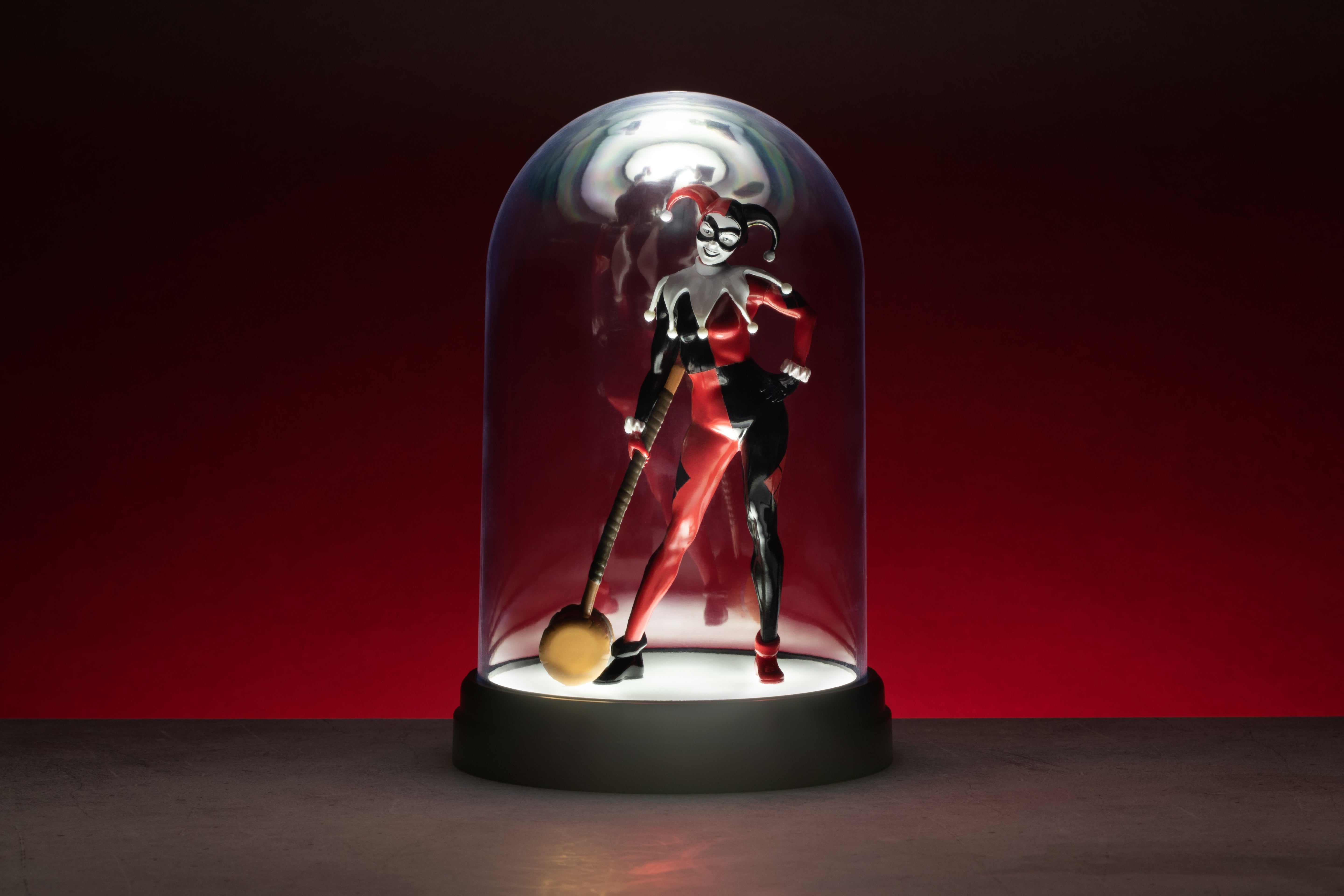 Batman - Lampe Bocal Harley Quinn - flash vidéo