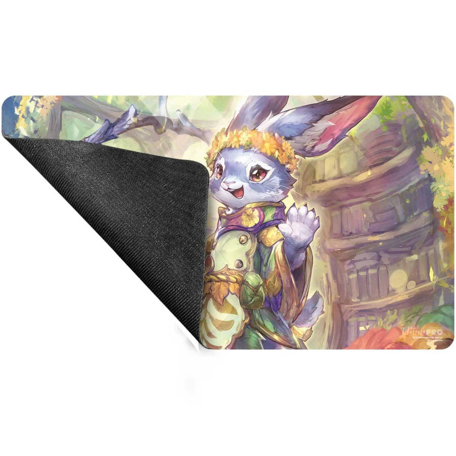 Ultra Pro - Magic: The Gathering - Bloomburrow - Tapis de jeu Mme Bumbleflower (60 x 34 cm) - flash vidéo