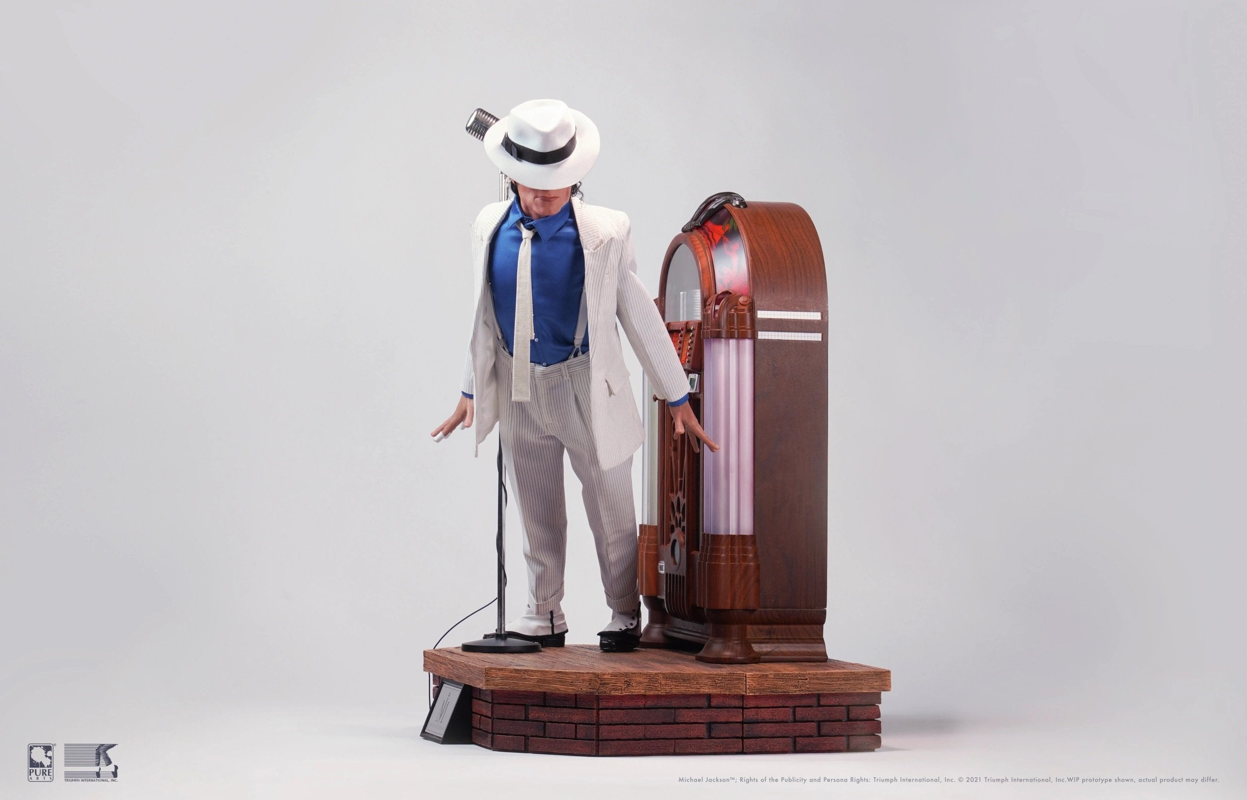 PureArts - 1:3 Scale DELUXE Statues - Michael Jackson - Smooth Criminal Statue 39cm - flash vidéo