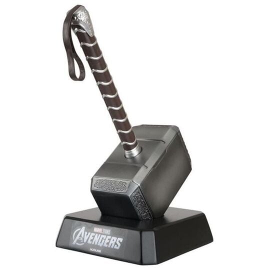 Marvel Movie Museum - Réplique du marteau Mjolnir de Thor - flash vidéo