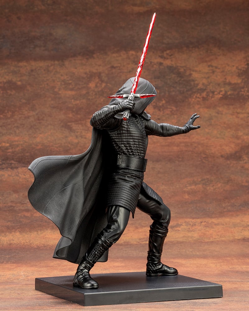Star Wars - Episode IX Kylo Ren 1/10 Scale ARTFX+ Statue 18cm - flash vidéo