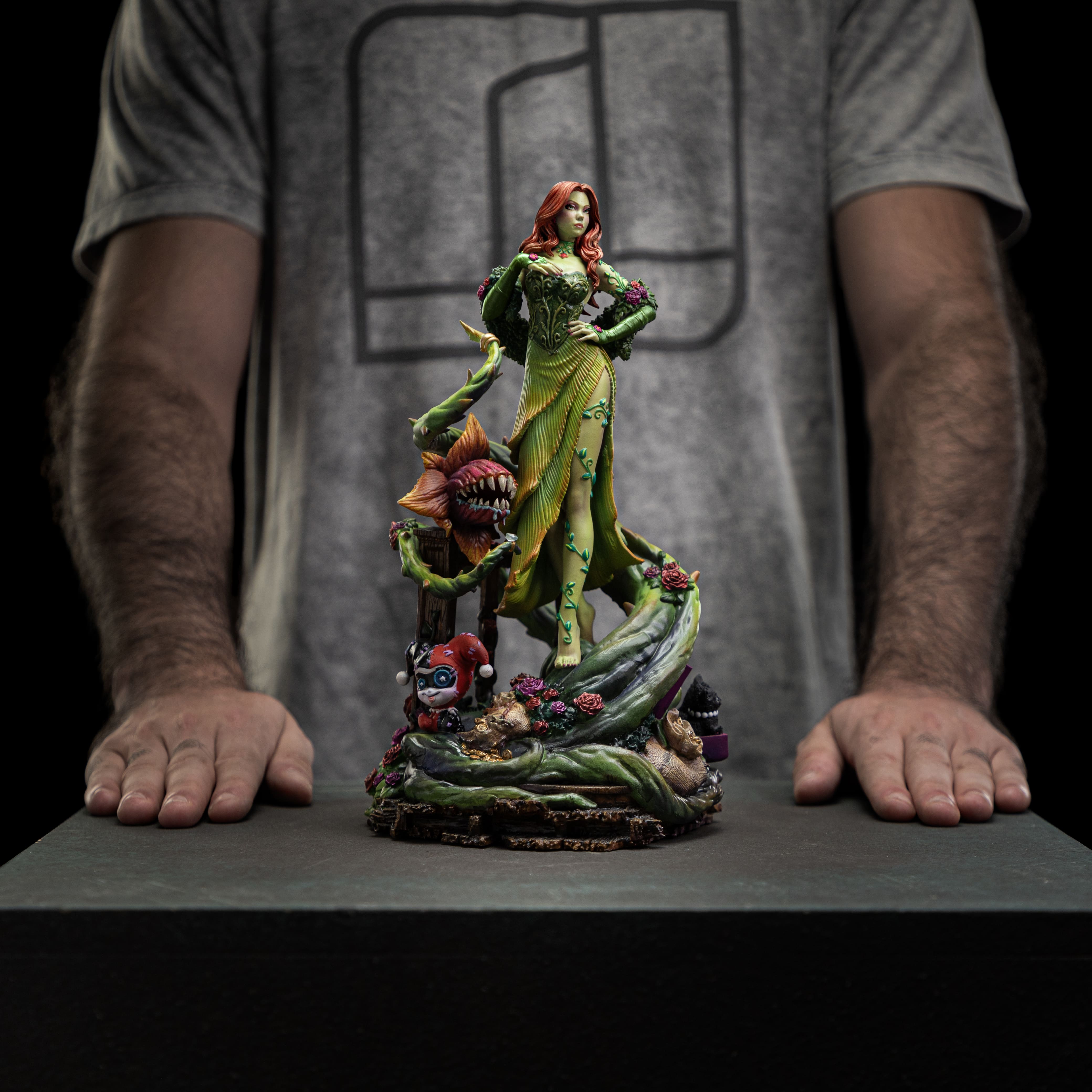 Iron Studios - Deluxe Art Scale 1/10 - DC Comics - Gotham Sirens - Poison Ivy Statue 25.5cm - flash vidéo