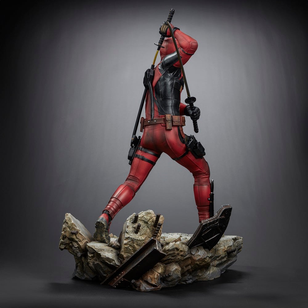 Iron Studios - Legacy Replica 1/4 - Marvel - Deadpool et Wolverine - Deadpool Statue 58cm - flash vidéo
