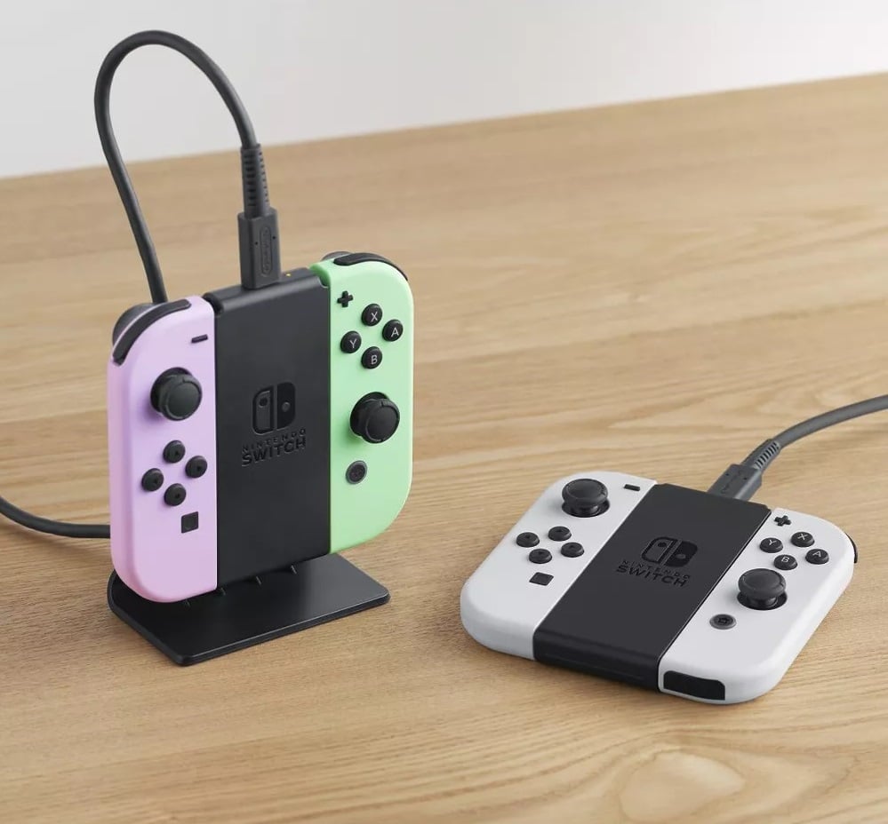 Nintendo Switch Joy-Con Charging Stand (Two-Way) - flash vidéo
