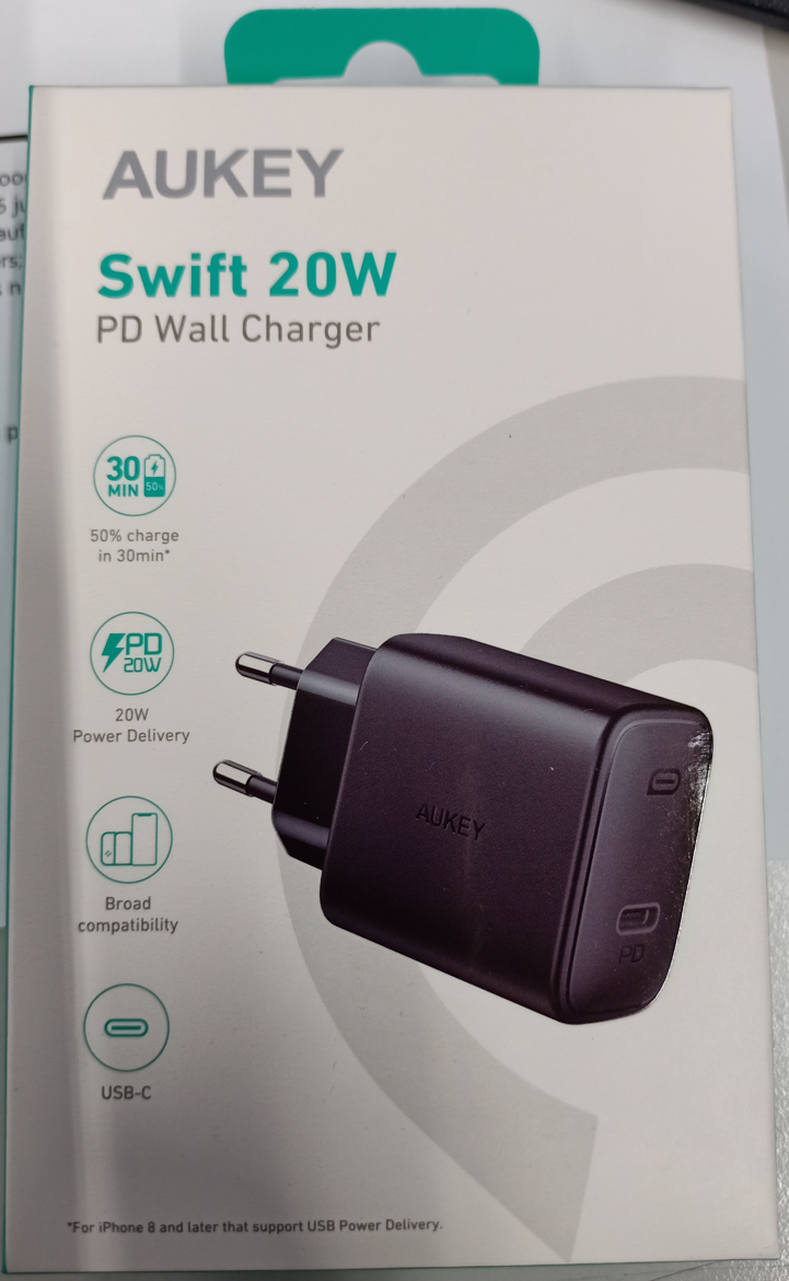 Aukey - Chargeur mural PD 20W PA-F1S-BK Swift Noir - flash vidéo