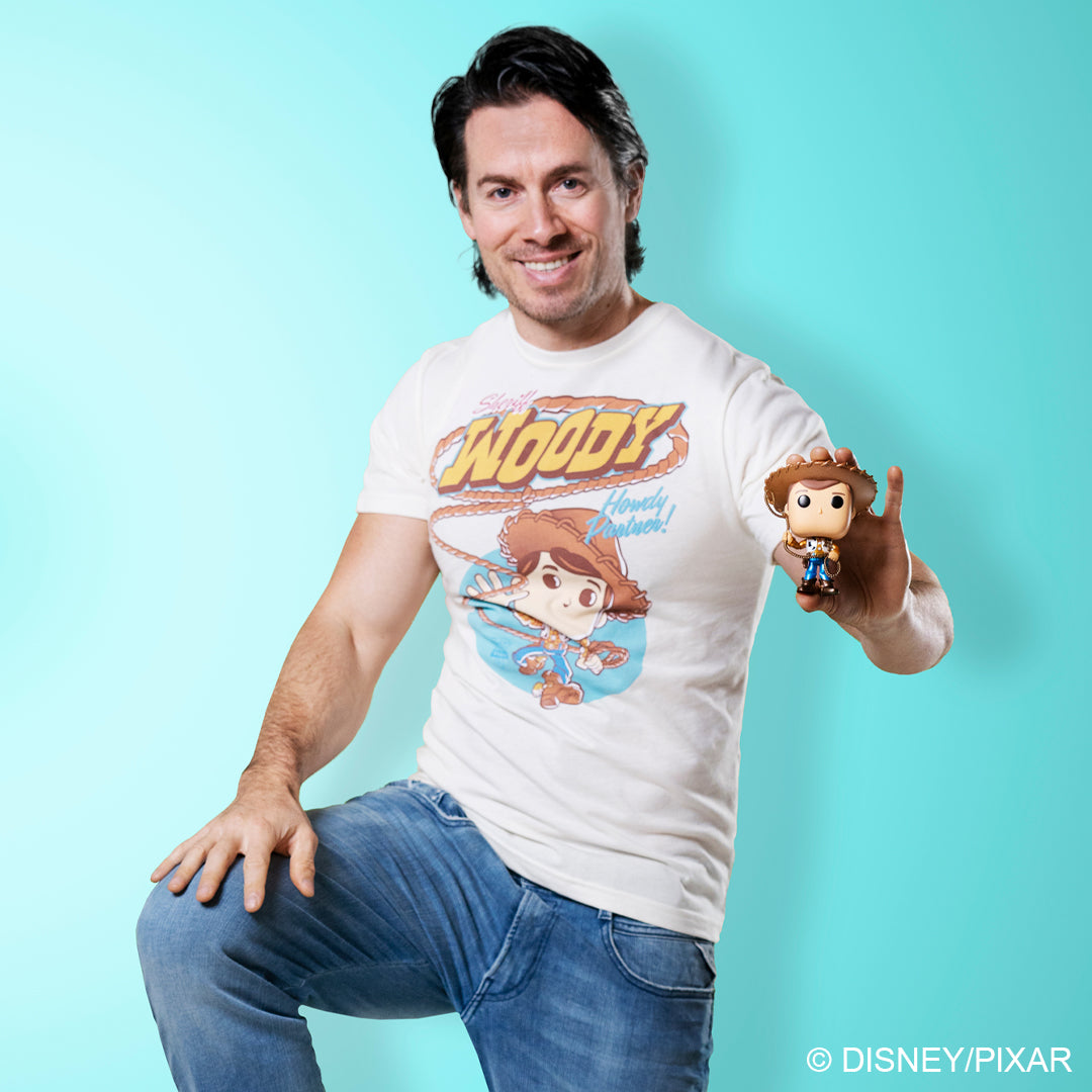 Funko Pop! & Tee - Disney Toy Story Woody Large ENG Merchandising - flash vidéo